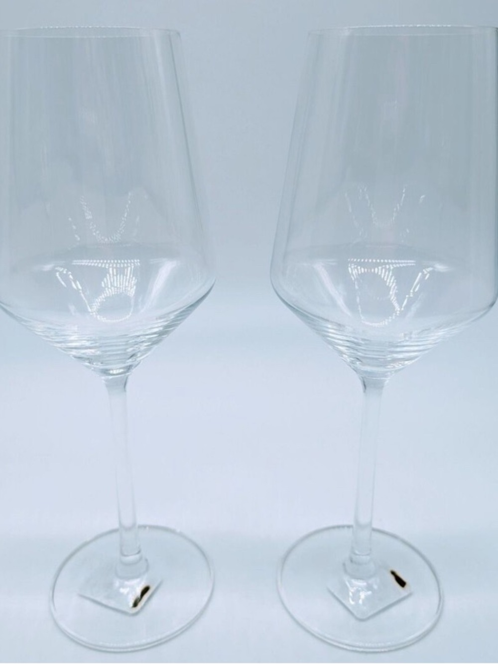 Clear Crystal Wine Glasses - Elegant Pair
